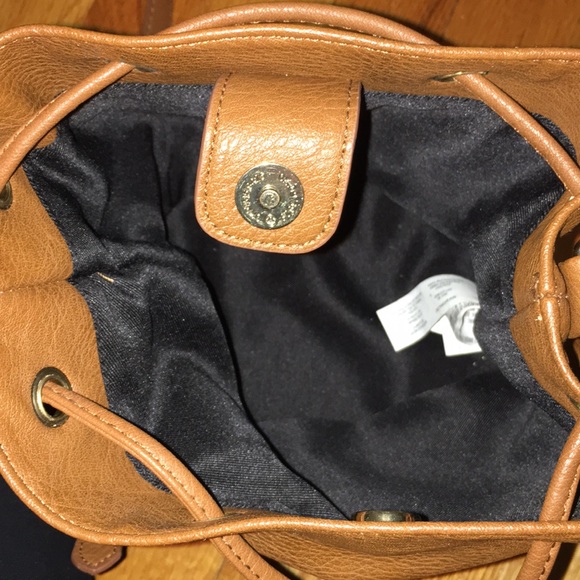 🌿2 for $20🌿NWOT F21 Bucket Bag - Picture 3 of 6